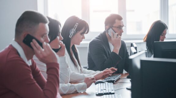 Blog-2-La-Evolución-del-Contact-Center-en-España--Innovación-y-Eficiencia Innovación en Contact Centers en España